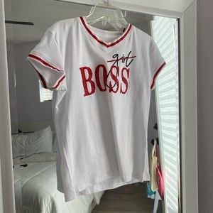 Chick NYC graphic t-shirt. NWT great condition. Size 16.